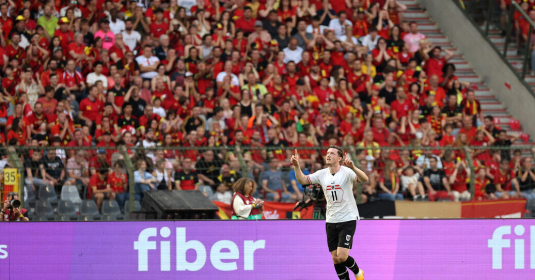 Österrikes Michael Gregoritsch jublar efter 1–0-målet borta mot Belgien. Österrike skrällde – tog poäng mot Belgien