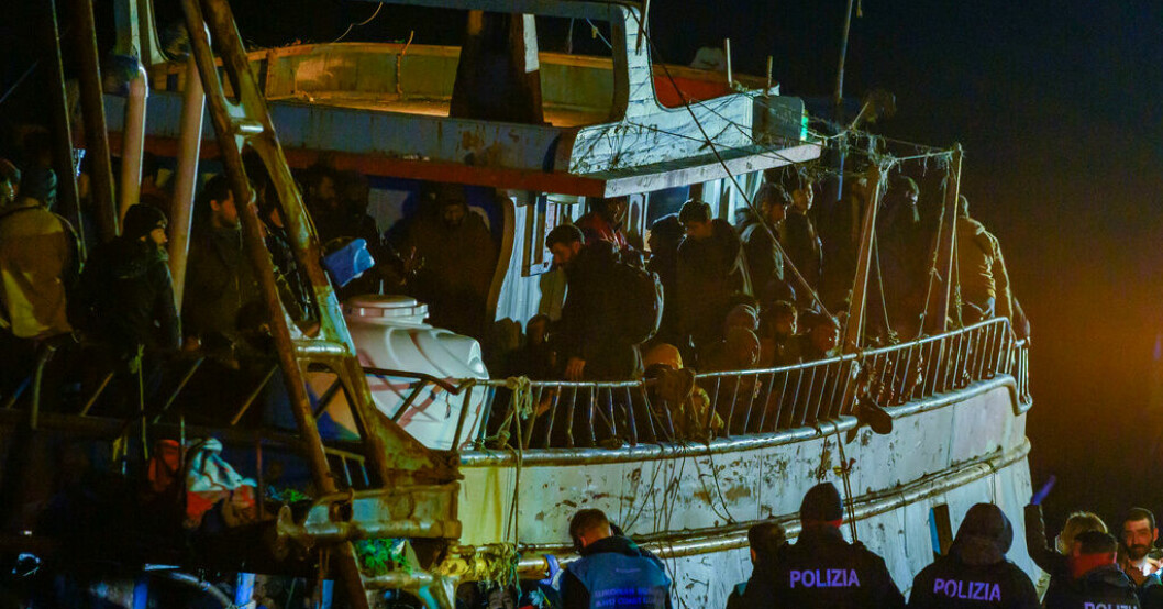 Över tusen personer räddades på lördagen av den italienska kustbevakningen. Över tusen migranter räddade på Medelhavet