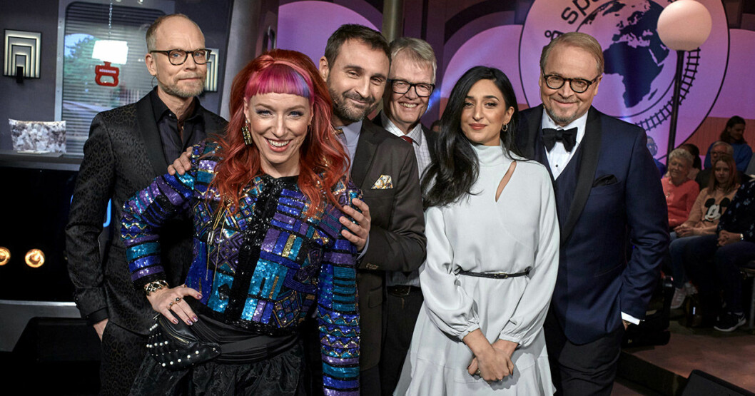 Ida On älskar På spåret. Här syns några deltagare från 2019: Programledare Kristian Luuk, Josefin Johansson, Johar Bendjelloul, Gunnar Wetterberg, Parisa Amiri och domare Fredrik Lindström. <strong>Foto: Bo Håkansson, Bilduppdraget/SVT/TT.</strong> På spåret 2019: Programledare Kristian Luuk, Josefin Johansson, Johar Bendjelloul, Gunnar Wetterberg, Parisa Amiri och domare Fredrik Lindström.