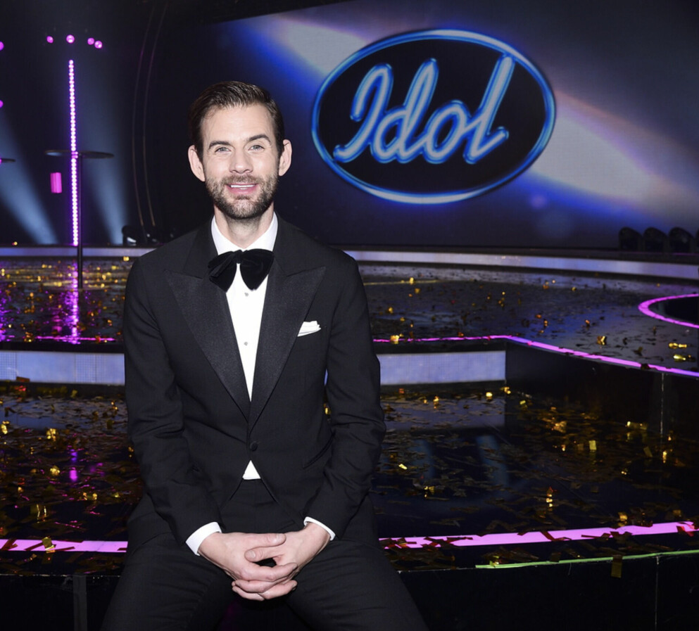Pär Lernström har arbetat med <span class=" italic" data-lab-italic_desktop="italic">Idol</span> i tio år. Pär Lernström är ansiktet utåt för Idol