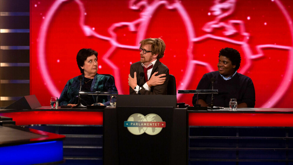 Babben Larsson, Ankan Johansson och Petrina Solange i<span class=" italic" data-lab-italic_desktop="italic"> Parlamentet</span>. Babben Larsson, Ankan Johansson och Petrina Solange