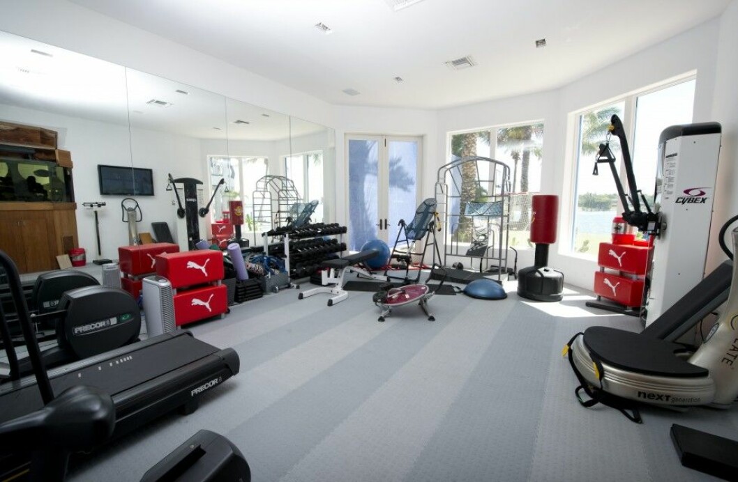 Foto: IBL Ett välutrustat gym med ordentlig utsikt. Foto: IBL