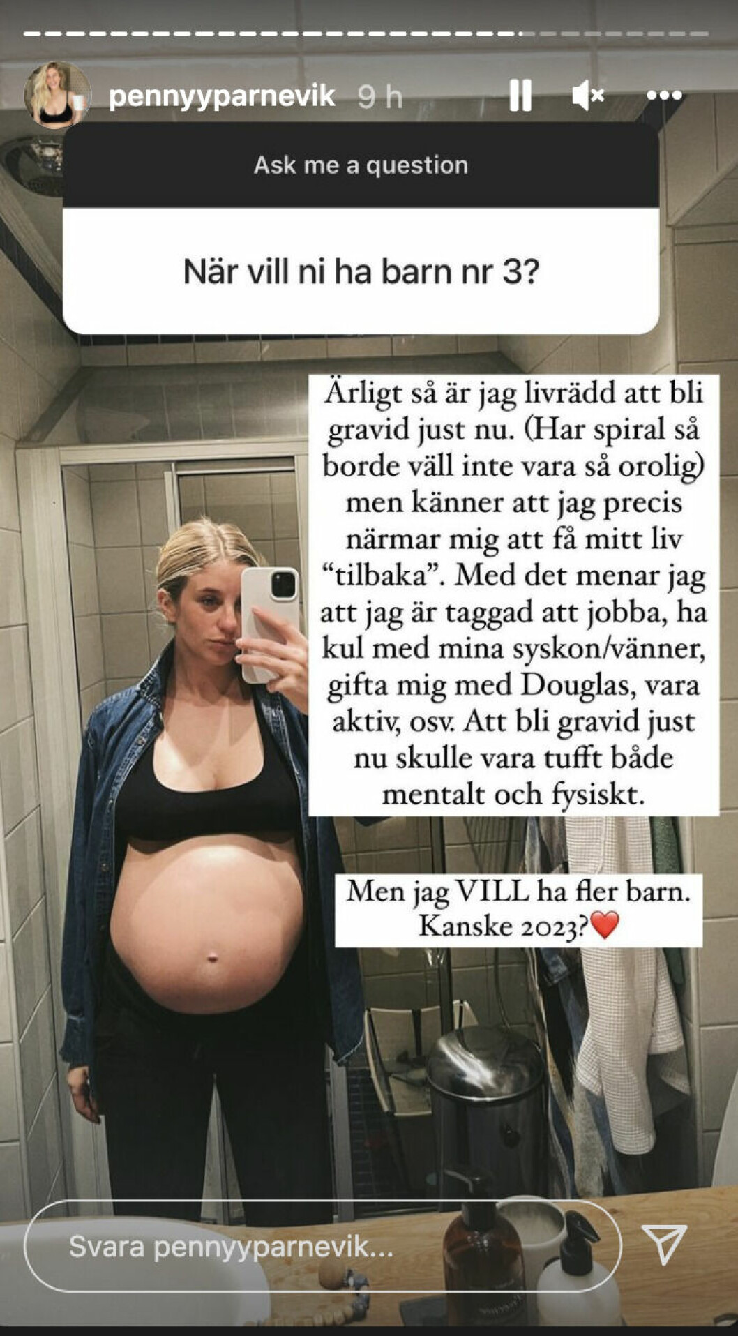 Penny Parneviks Instagram story där hon berättar om framtida barnplanerna. Penny Parneviks Instagram story där hon berättar om framtida barnplanerna.
