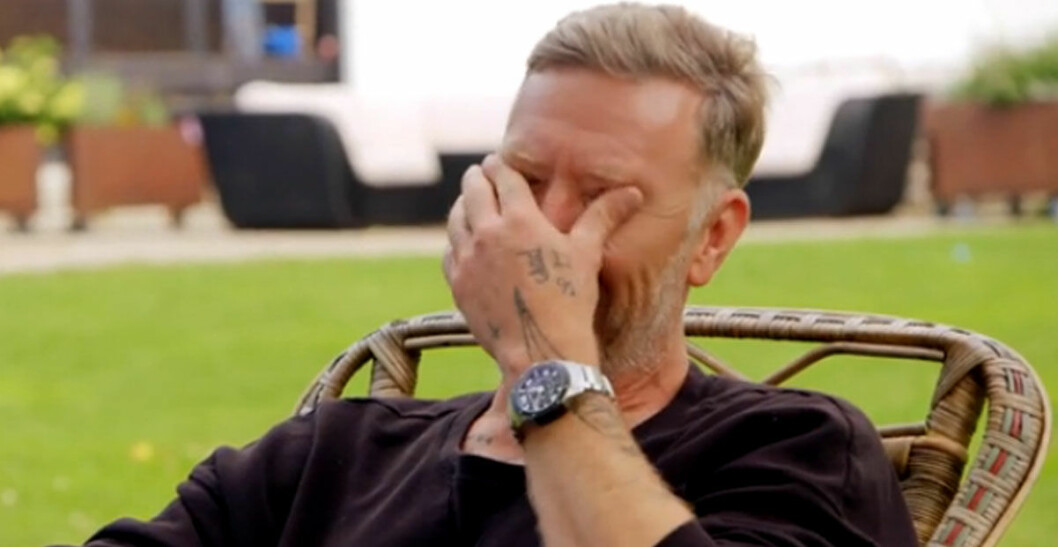 Mikael Persbrandt grät öppet i programmet. Foto: TV4