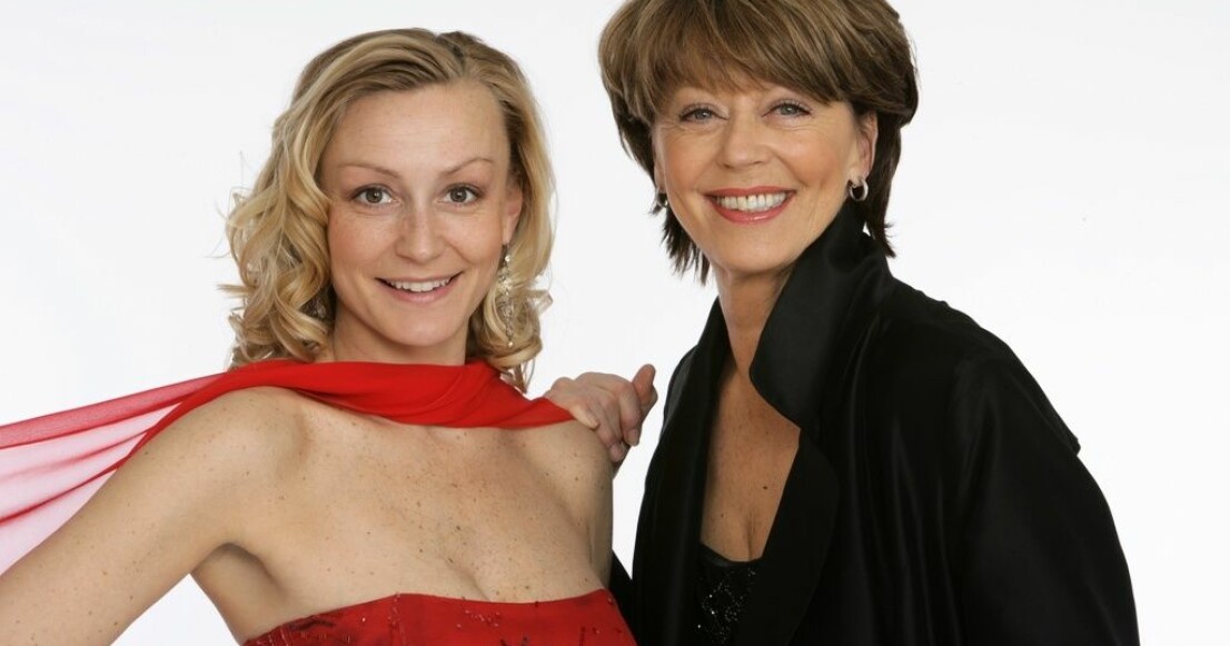 Petronella är skådespelerska och sångerska. Petronella Wester, Lill Lindfors