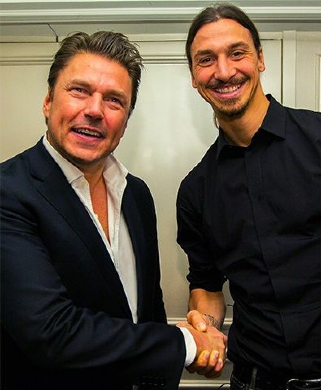 Dressmanns vd Petter Varner med Zlatan Ibrahimovic. Foto: Pressbild/Dressmann Foto: Dressman