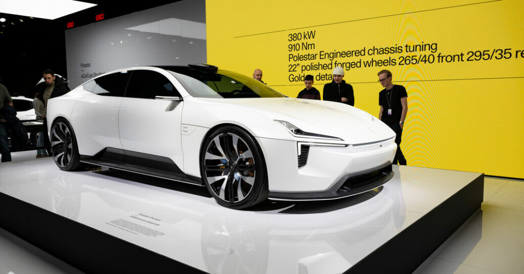 Polestar visar upp bil. Arkivbild Polestar bantar personalstyrkan med tio procent