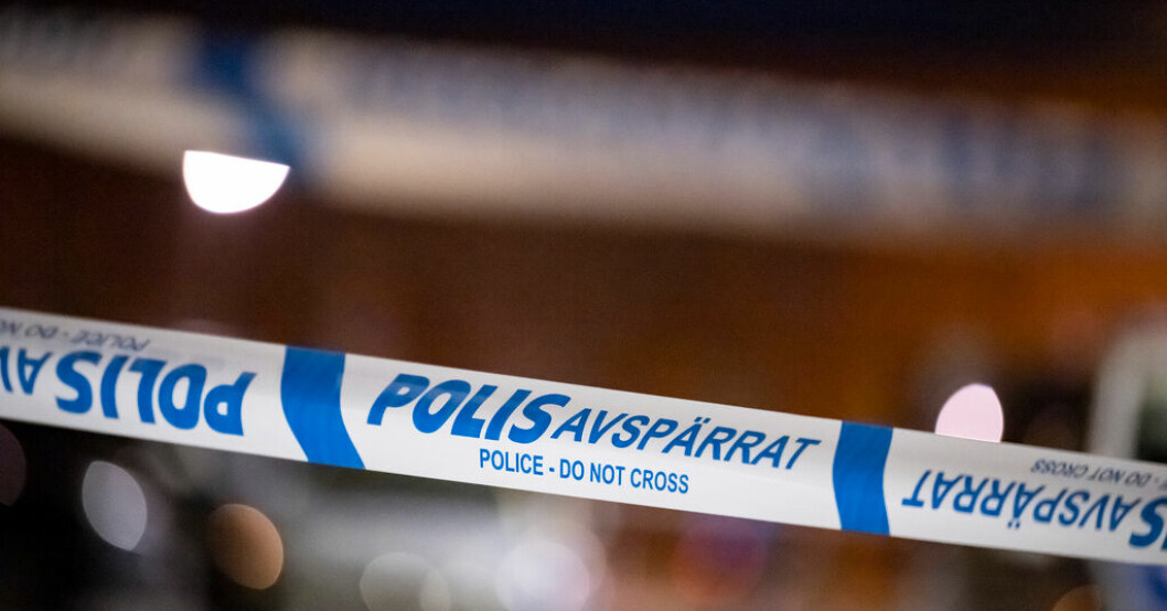 Polisen spärrade av flera vägar på grund av ett misstänkt farligt föremål. Arkivbild. E6 stängdes av efter smäll vid bilfirma