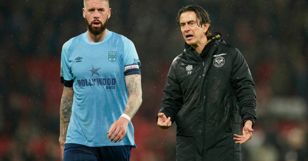 Pontus Jansson och Brentfords manager Thomas Frank. Arkivbild. Uppgifter: Janssons säsong kan vara över