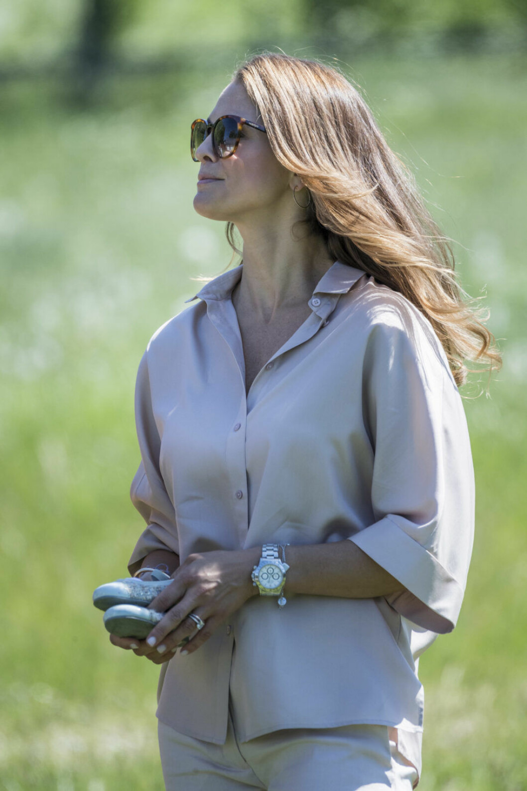 Prinsessan Madeleine köper gärna plagg och klockor med lite mer lyx.