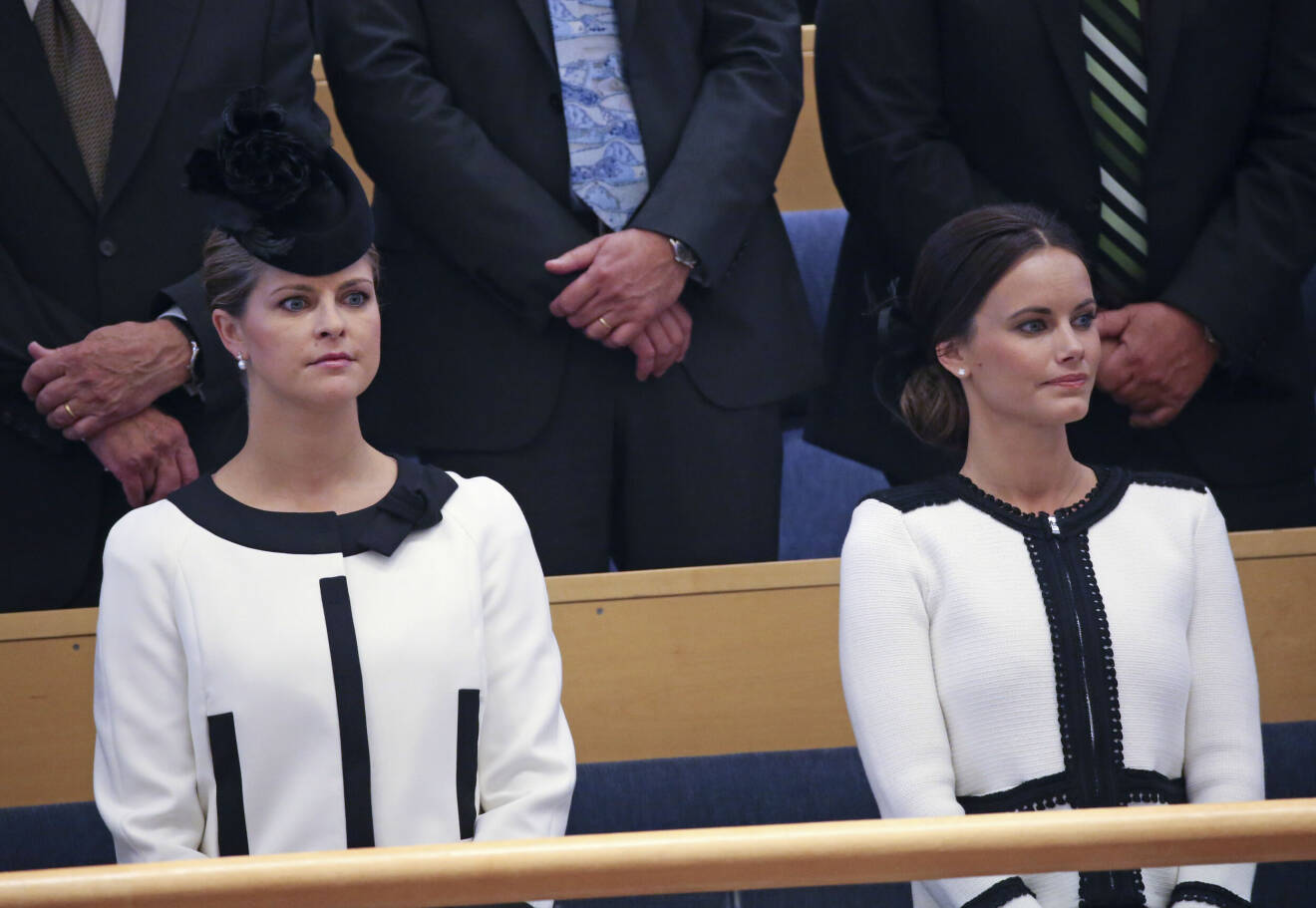 Prinsessan Madeleine och prinsessan Sofia vid riksmötets öppnande år 2015. Bara någon månad efter att Sofia mottagit sin prinsesstitel.