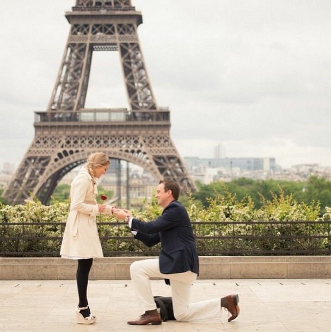 Via: <a href="https://instagram.com/howheasked/" target="_blank" rel="noopener">HowHeAsked/Instagram</a> proposal9