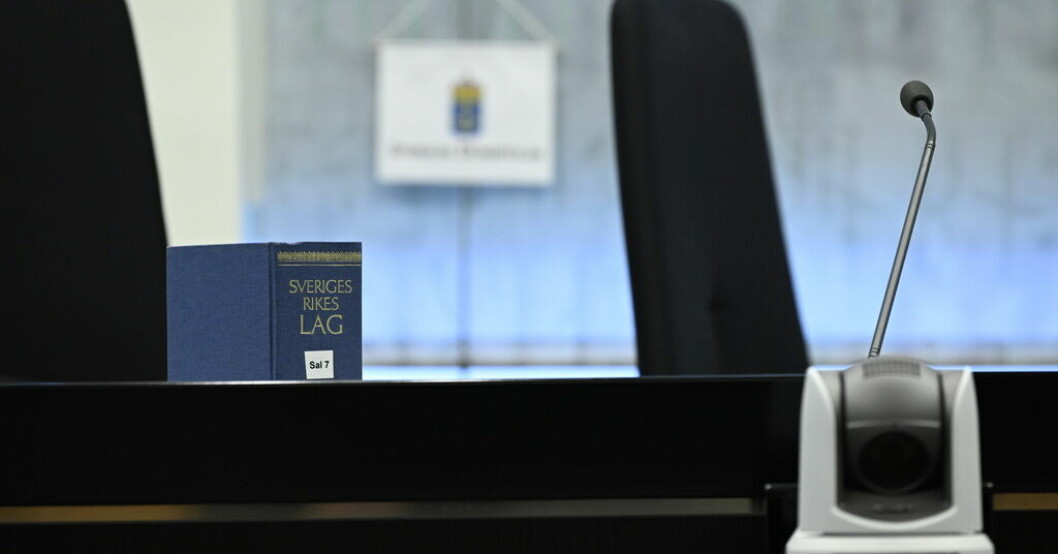 Rättegången inleds den 17 mars. Arkivbild. Man dödshotade föräldrar för att få sexbilder