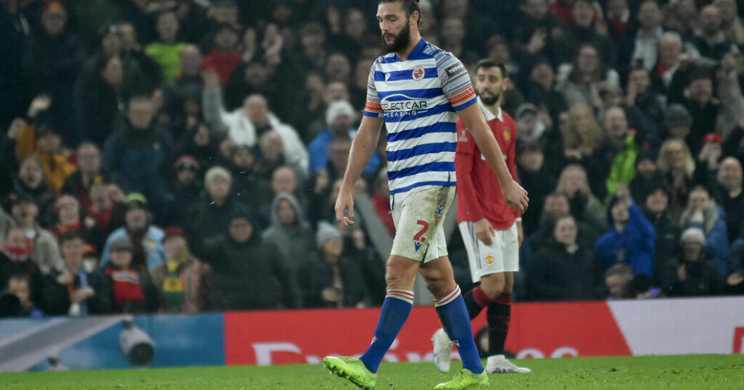 Readings stjärnanfallare Andy Carroll kan degraderas till League One. Arkivbild. Reading får poängavdrag: "Räcker inte"