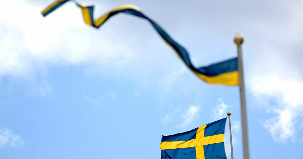 Regeringen vill att det ska krävas mer för att bli svensk medborgare. Arkivbild. Skärpta krav för medborgarskap dröjer