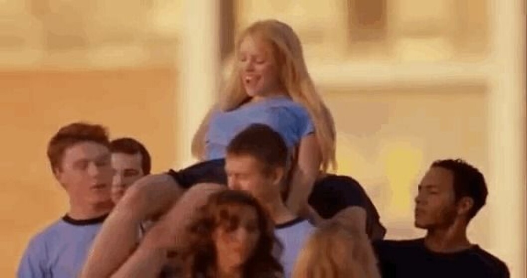 Via: <a href="http://giphy.com/search/mean-girls/32" target="_blank">Giphy</a> regina-george