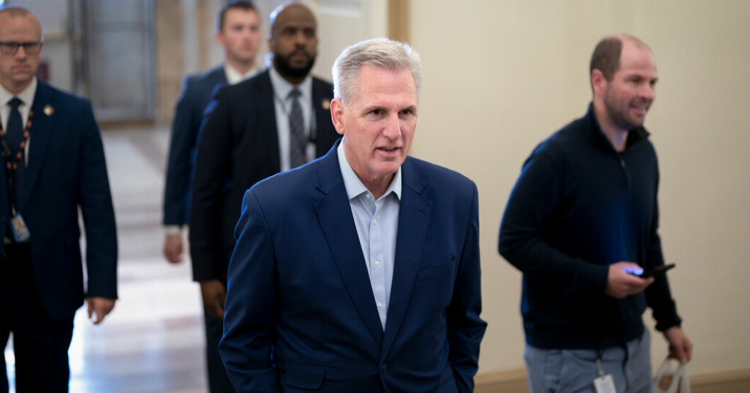 Representanthusets republikanske talman Kevin McCarthy mötte pressen i Washington. Förlängd frist beräknad för USA:s skuldtak