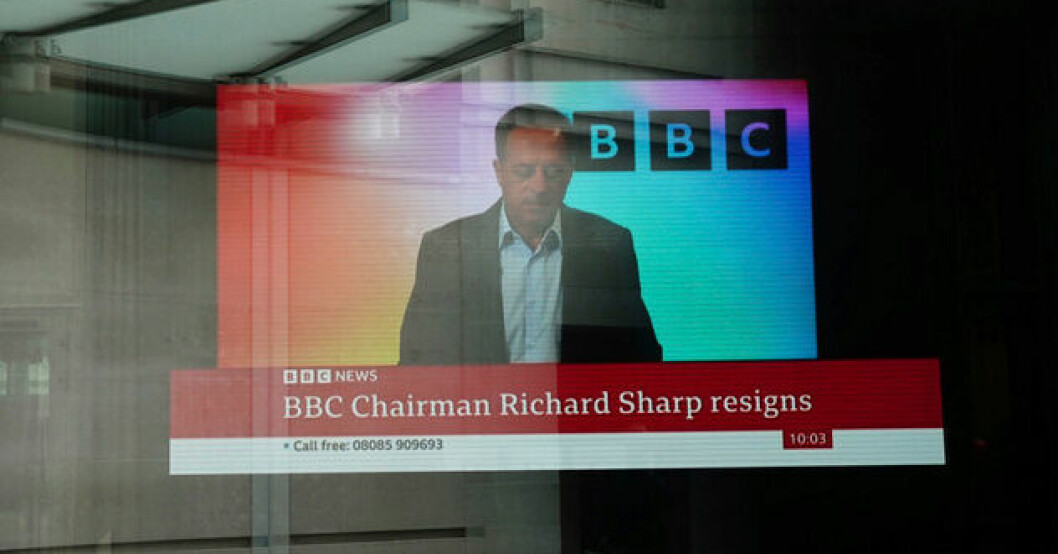Richard Sharp avgick i fredags som ordförande för BBC. Guardian pudlar efter "antisemitisk karikatyr"