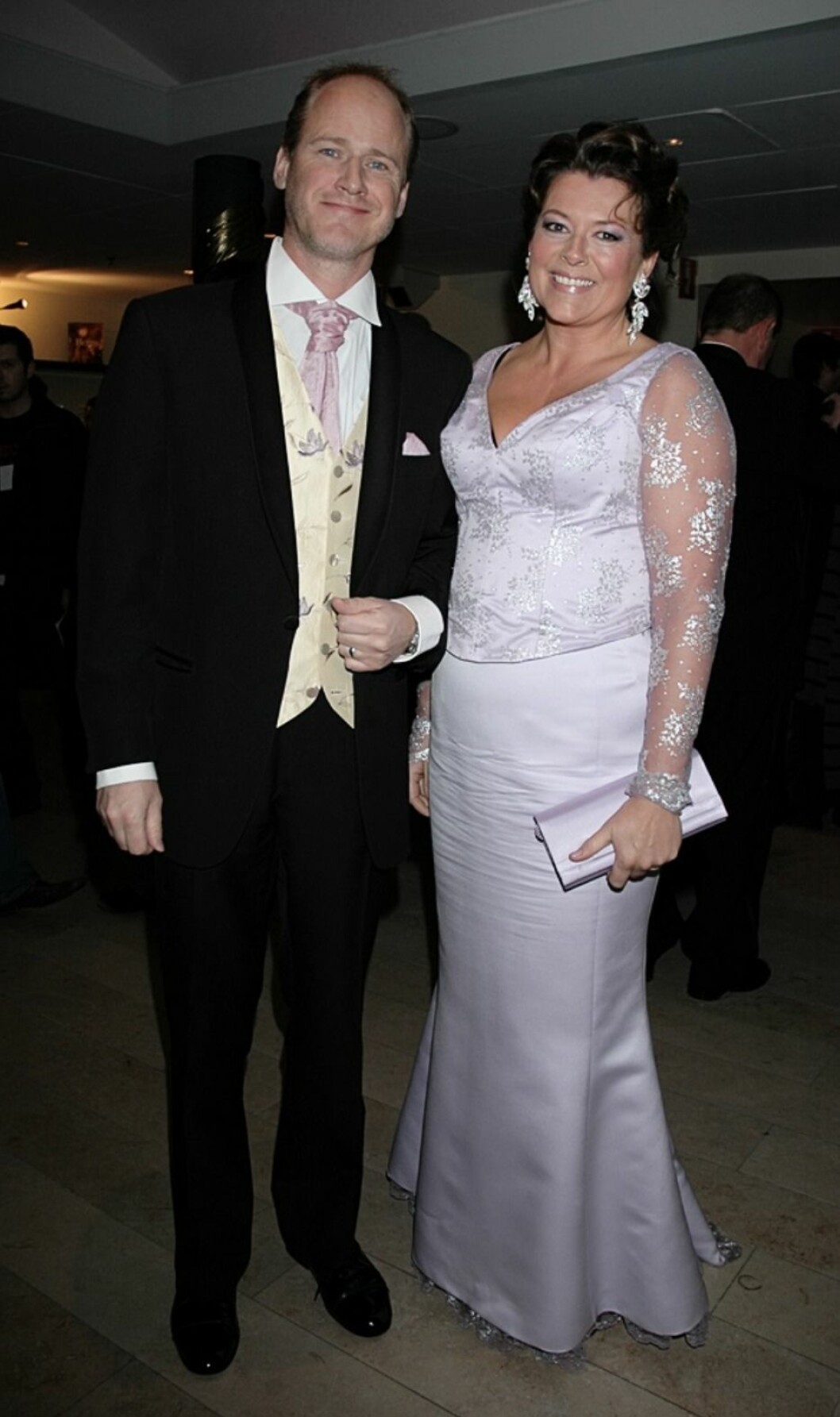 Robert Gustafsson med sin fru Lotta på Filmgalan år 2005. FOTO: Cecilia Liljeton/TT Robert Gustafsson med fru Lotta Filmgalan 2005