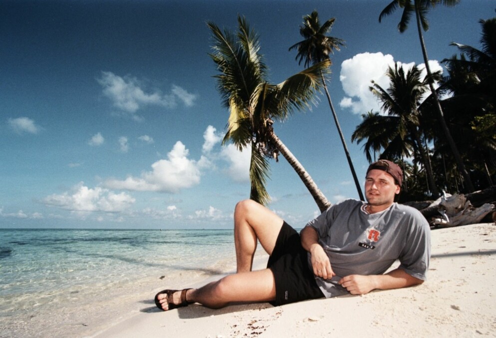 Kändispolisen Martin Melin vann <span class=" italic" data-lab-italic_desktop="italic">Robinson</span> 1997. Kändispolisen Martin Melin vann Robinson 1997