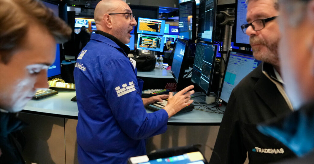 Röda siffror på Wall Street. Arkivbild. Oro över skuldtaket tyngde Wall Street