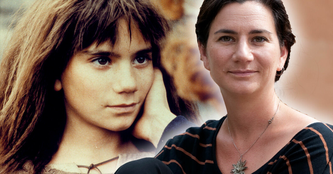 Hanna Zetterberg som Ronja Rövardotter och som vuxen. Hanna Zetterberg som Ronja Rövardotter och som vuxen.