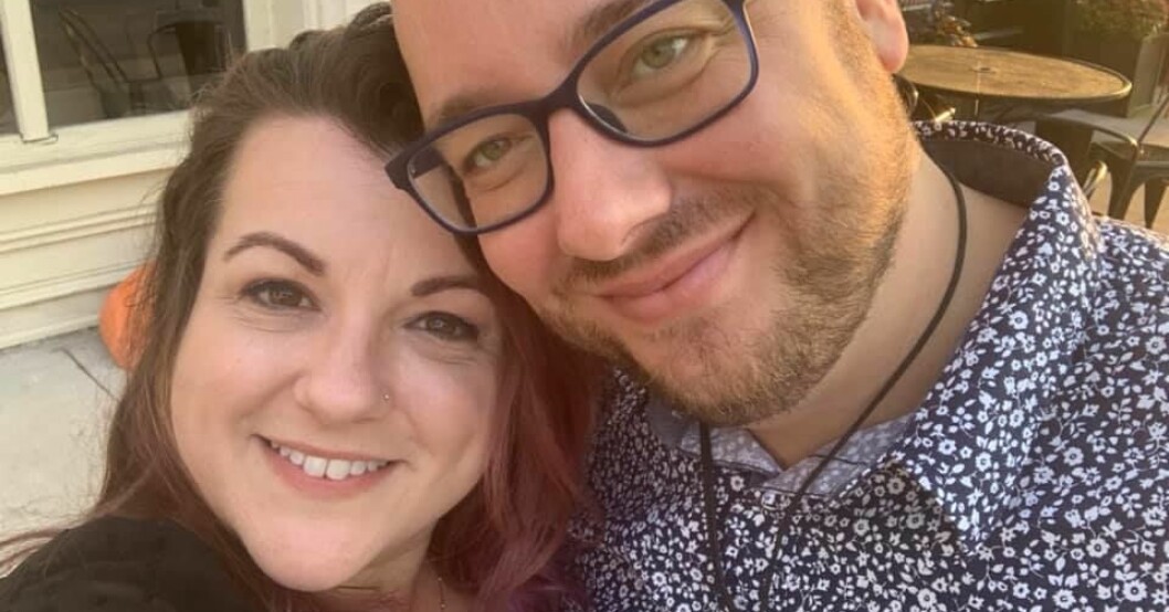 Daniel Porter vaknade en natt i juli 2020 och förstod inte var han var. Kvinnan bredvid honom, hans fru Ruth Porter, var en främling och han undrade hur han hamnat i samma säng som henne. Ruth Porter och Daniel Porter