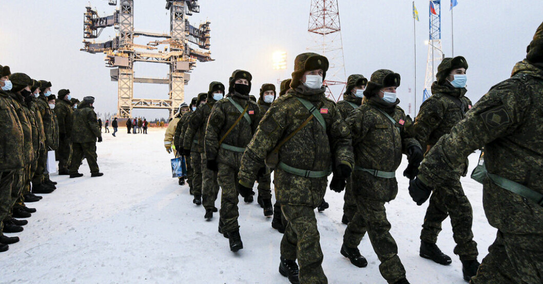 Ryska soldater marscherar i december 2020, på en bild från det ryska försvarsdepartementet. Spionchef: Rysslands styrkor sämre