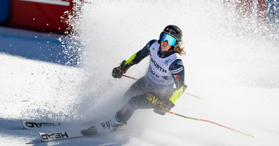 Sara Hector är en av favoriterna i dagens parallelltävling i alpina VM i Méribel. Hector kör för medalj – näst snabbast i kvalet