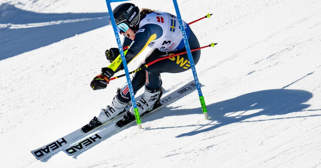Sara Hector var näst snabbast i kvalet i parallelltävlingen i alpina VM. Hector imponerade i kvalet