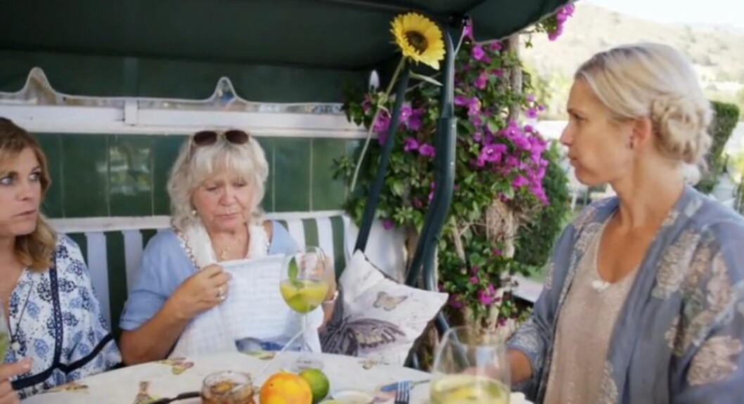 Både Pernilla och Tina blir först chockade av Christinas reaktion. schollin-stark