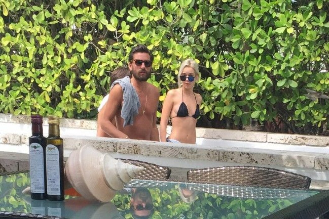 Scott Disick på semester med den 18-åriga modellen Lindsay Vrckovnik. Foto: All Over Press