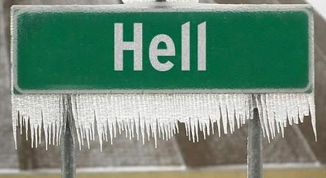 Via: <a href="http://www.funnysigns.net/hell-freezes-over/" target="_blank">funnysigns</a> Screen-shot-2013-12-25-at-9.38.48-PM