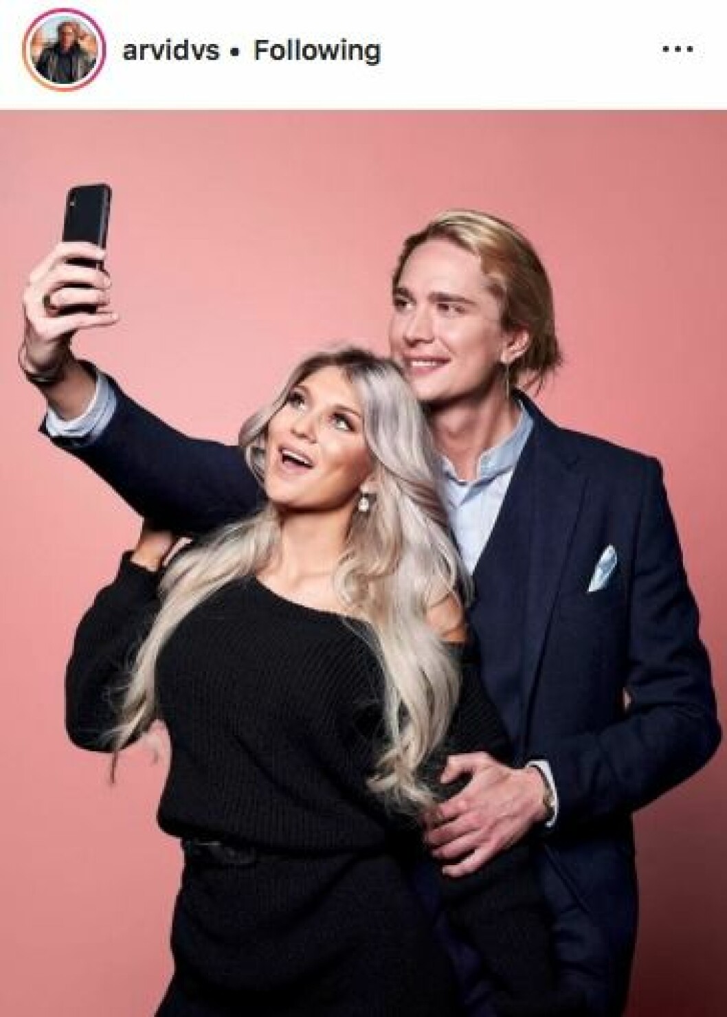 Arvid Stenbäcken och Gabriella ”Bella” Andersson är idag ett par. De hittade varandra under inspelningarna av Paradise hotel. Arvid Stenbäcken och Gabriella ”Bella” Andersson