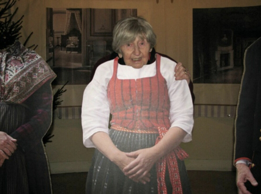 Dagny Carlsson på väg till restaurang Solliden på Skansen för några år sedan.