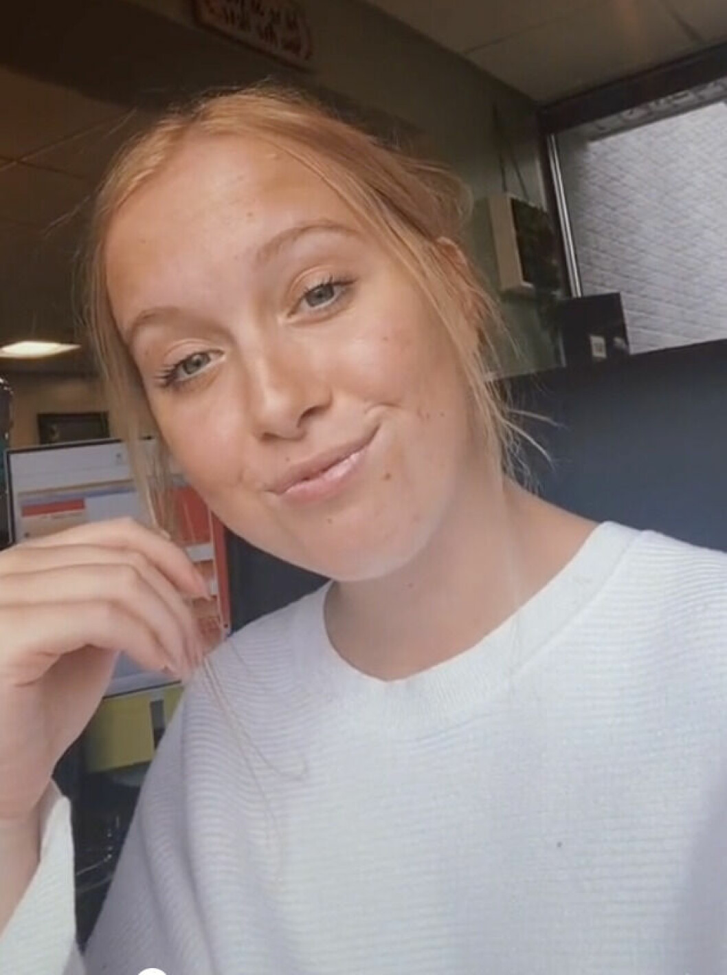 20-åriga Kate från USA berättar sin osannolika historia på TikTok.