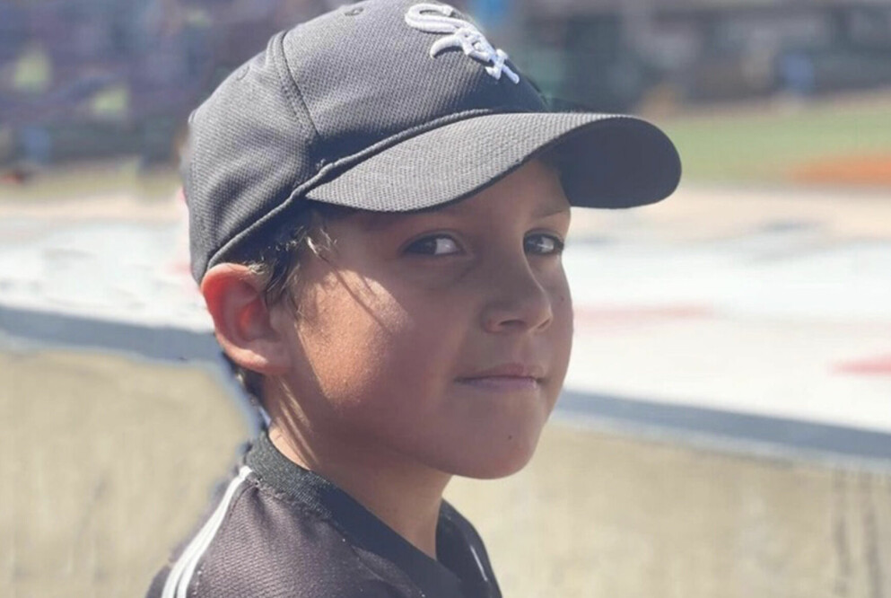 Carter Flores, 8.