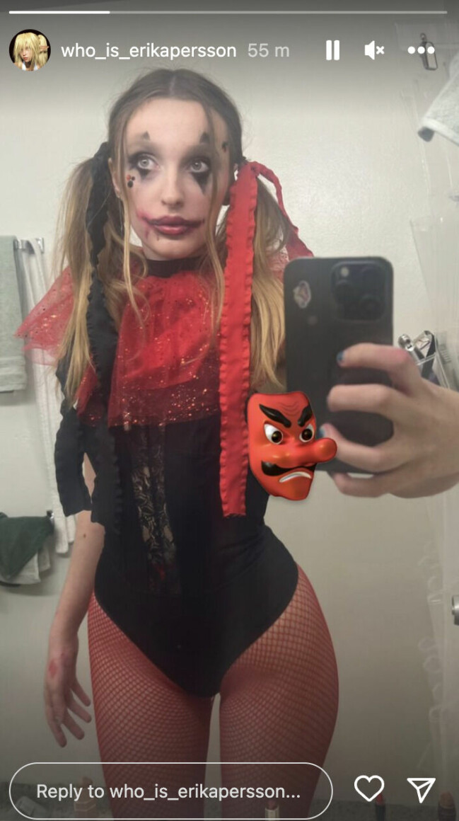 Erika Perssons utklädnad. Erika Persson