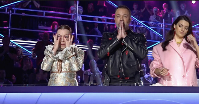 Kishti var tvungen att torka tårarna. IDOL 2022