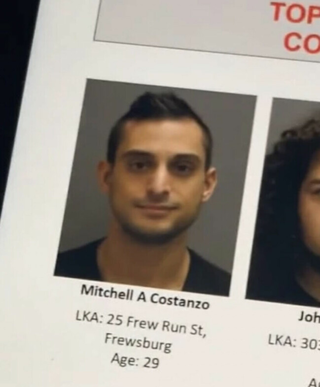Skärmdump från Adrielles video på polisens lista över efterlysta brottslingar där Mitchell Costanzo syns.
