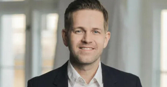 Mads Reinholdt. Mads Reinholdt