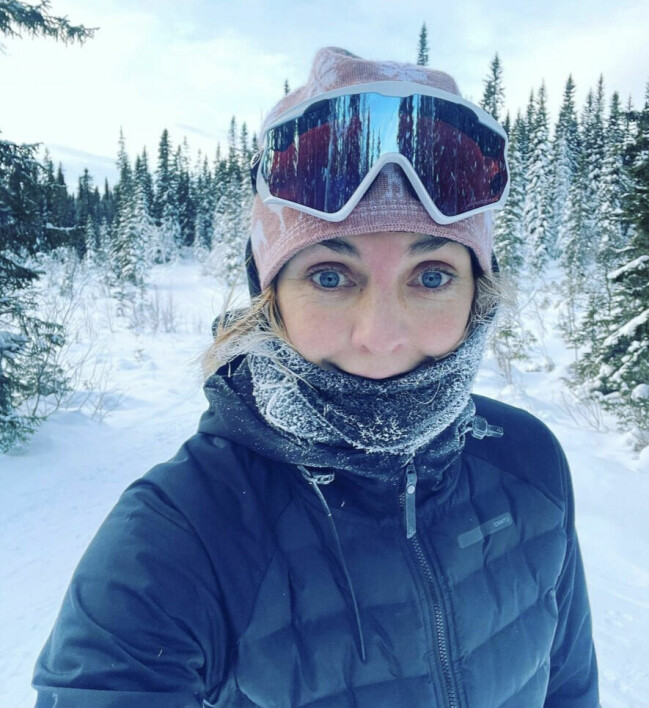 Johanna Ojala har tidigare representerat Bergeforsens SK (utanför Timrå), samma klubb som Henrik Forsberg (före detta skidskytten Magdalena Forsbergs make). Johanna Ojala.