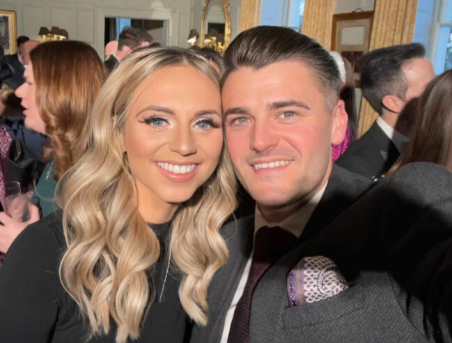 Jessica kunde inte känna igen sig själv eller sina föräldrar när de visade henne bilder. Jessica och Rich.