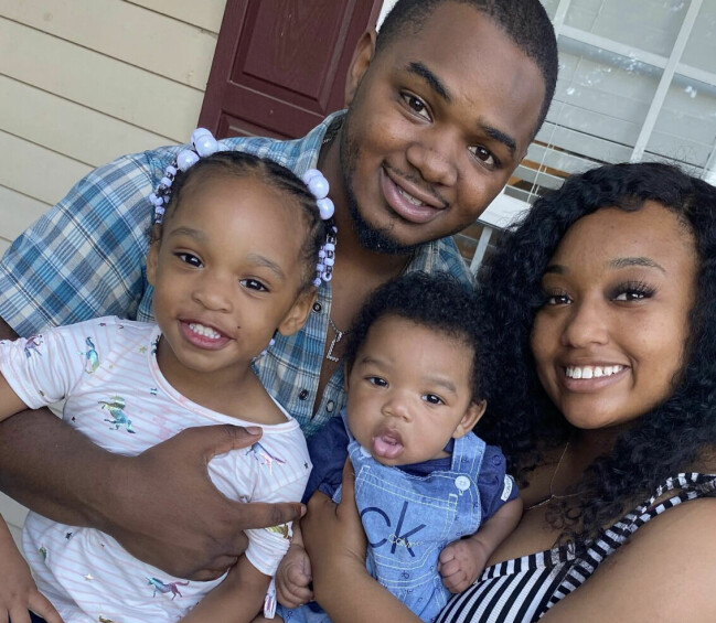 23-åriga Deshai har två barn sedan tidigare: Demiah, 4, och Lamell, 2. Familjen Fudd.