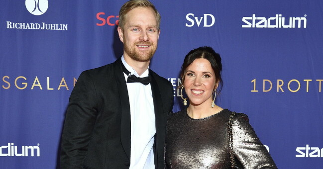 Charlotte Kalla med sin älskade Fredrik Karström under Idrottsgalan 2023. Charlotte Kalla med sin älskade Fredrik Karström under Idrottsgalan 2023.