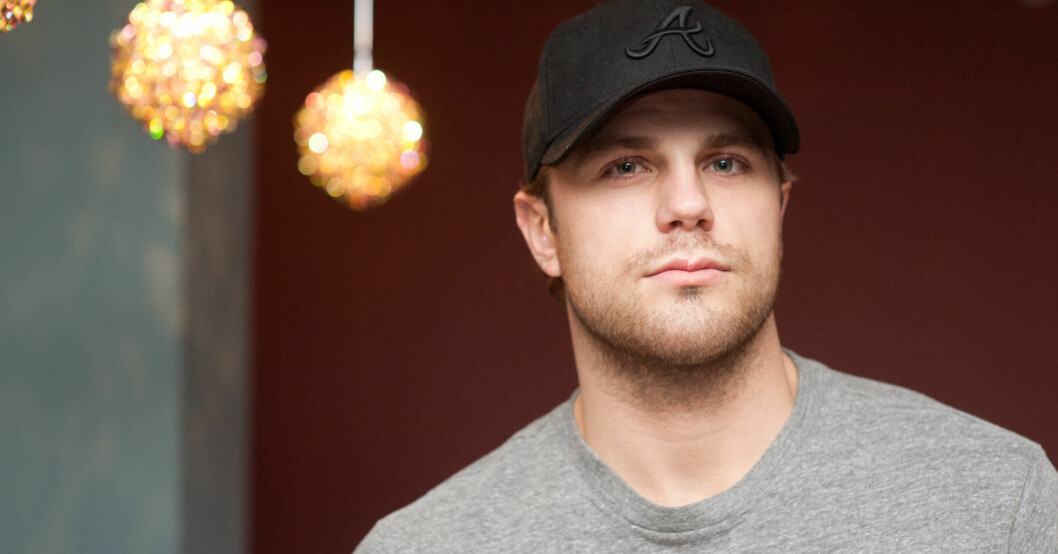 Viktor Stålberg anslöt till Chicago Blackhawks några månader efter Brad Aldrich övergrepp på Kyle Beach. Han säger till Aftonbladet att han hörde att något hänt, men inte exakt vad. ”Jag visste inte att det var så grovt”, säger han. Viktor Stålberg