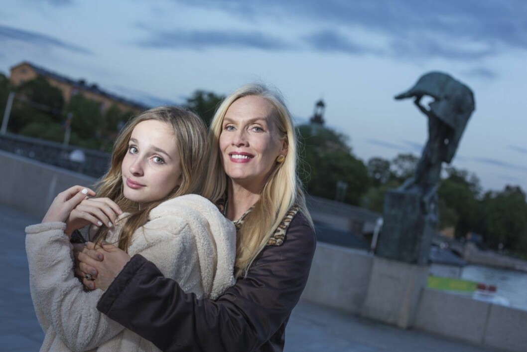 Gunilla Persson har alltid varit hemlig med vem som är Erikas pappa. Gunilla Persson och dottern Erika