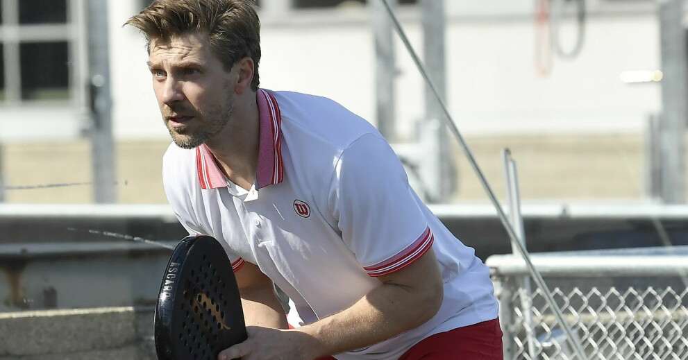 Linus gillar även att spela padel. LINUS WAHLGREN