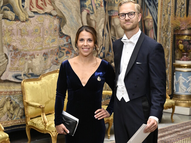 Charlotte Kalla och partnern Fredrik Karström på middag på slottet. Charlotte Kalla och Fredrik Karström.