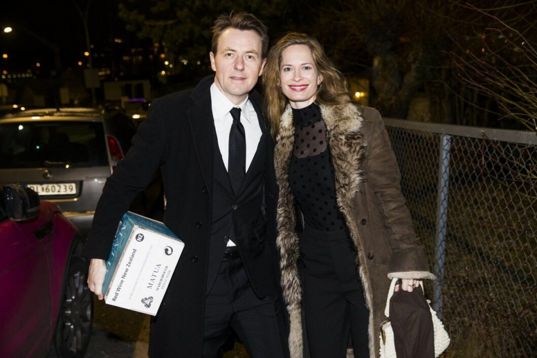 Fredrik Skavlan tillsammans med kärleken Maria Bonnevie.